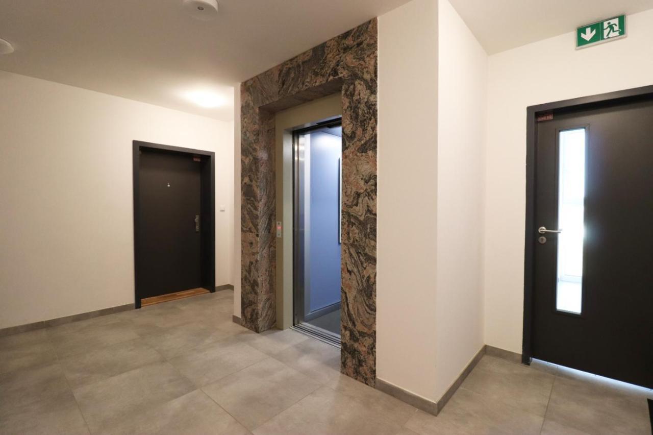 Mbv28 Apartments 포프라트 외부 사진
